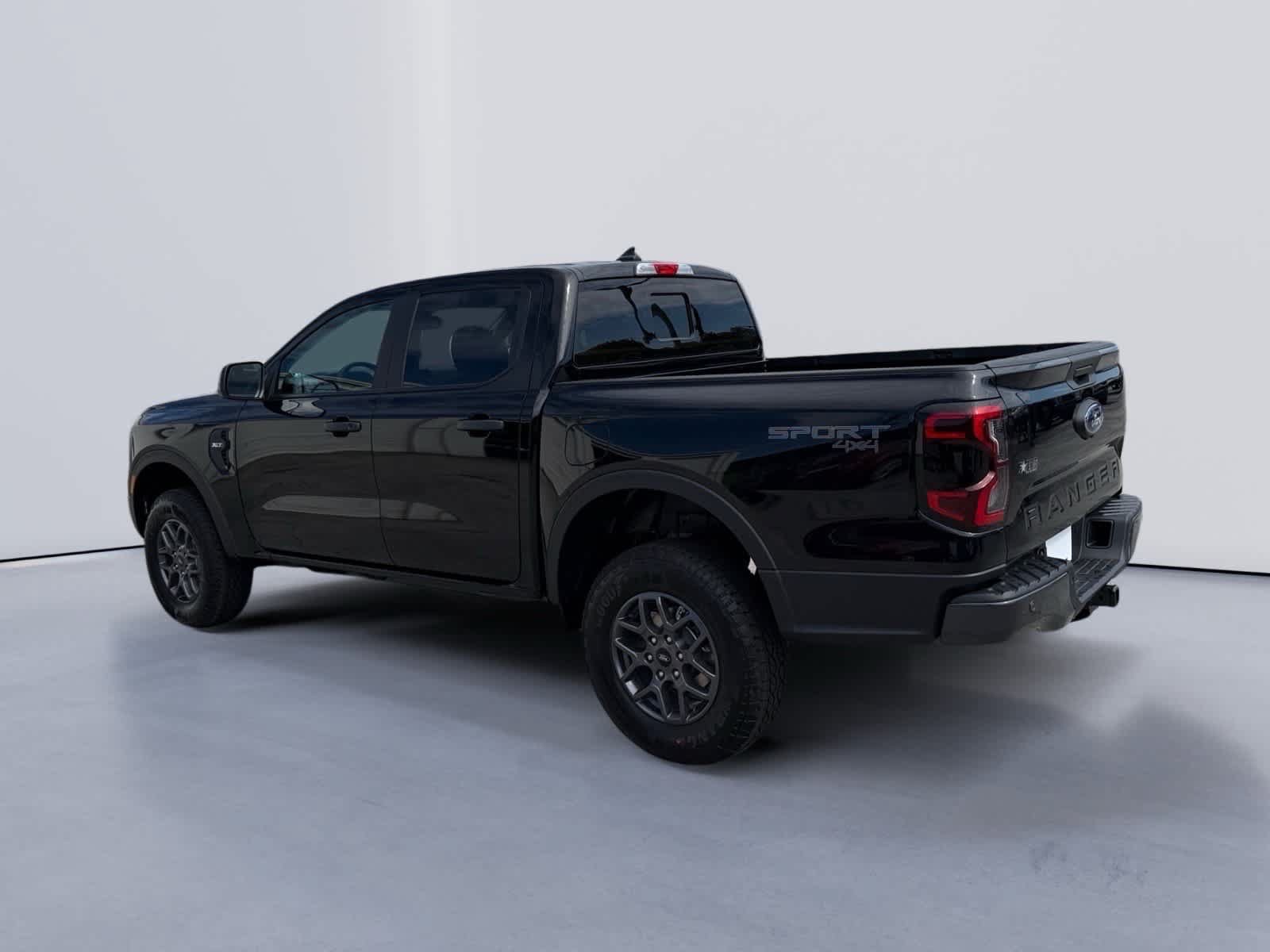 New 2026 Ford Ranger XLT w/ Equipment Group 301A High AWD/4WD image 3