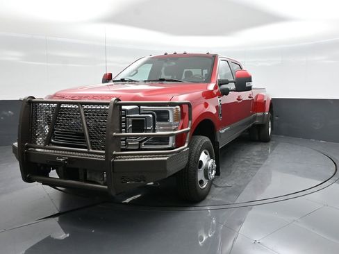 Used 2020 Ford F350 King Ranch w/ King Ranch Ultimate Package AWD/4WD image 17