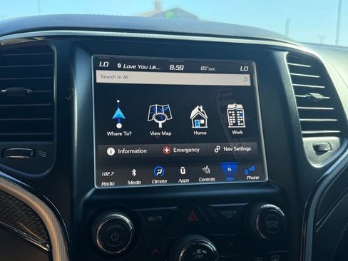 Used 2018 Jeep Grand Cherokee Trackhawk AWD/4WD image 32