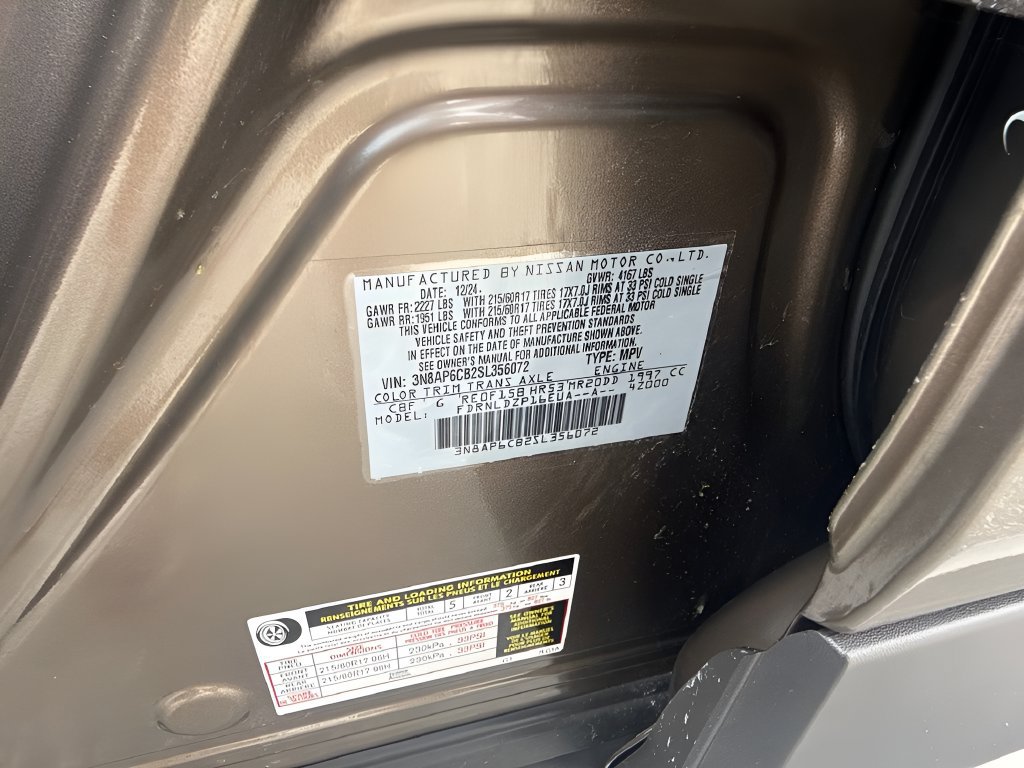 Used 2025 Nissan Kicks SV AWD/4WD image 23