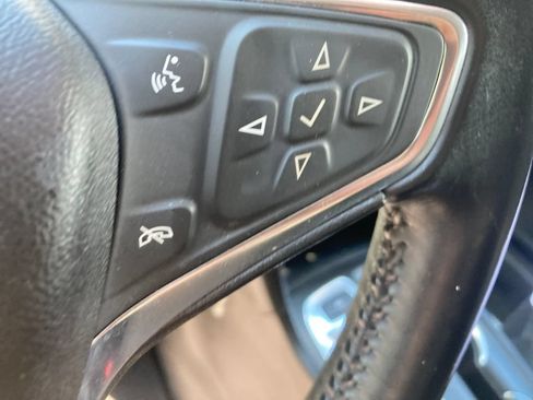 Used 2018 Chevrolet Equinox LT AWD/4WD image 43
