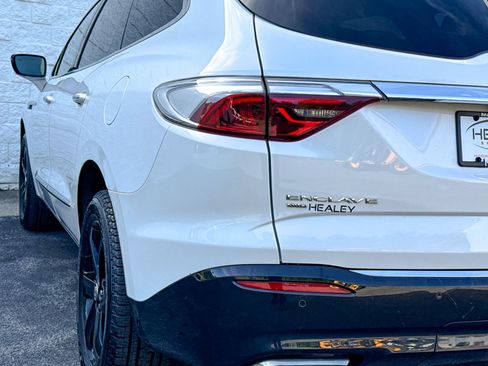 Certified 2023 Buick Enclave Essence w/ Experience Buick Package AWD/4WD image 9