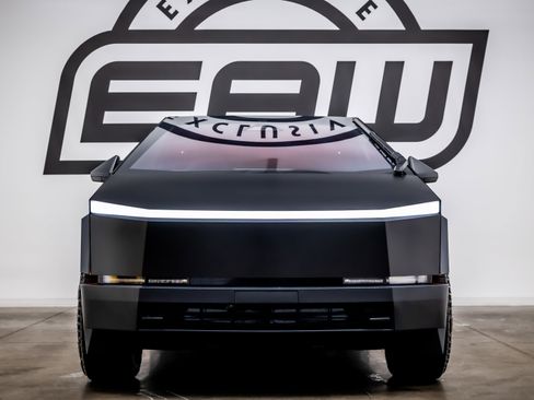 Used 2024 Tesla Cybertruck Cyberbeast image 3