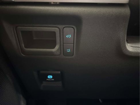 Used 2025 Ford Expedition Active RWD image 20