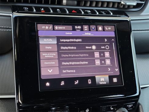 New 2025 Jeep Grand Cherokee Altitude image 17