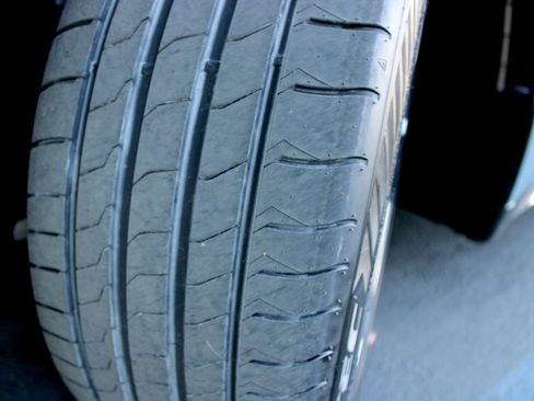 Used 2023 Audi e-tron GT Premium Plus image 50