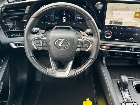 Certified 2025 Lexus RX 350h image 11