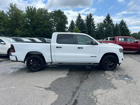Used 2024 RAM 1500 Laramie AWD/4WD image 7