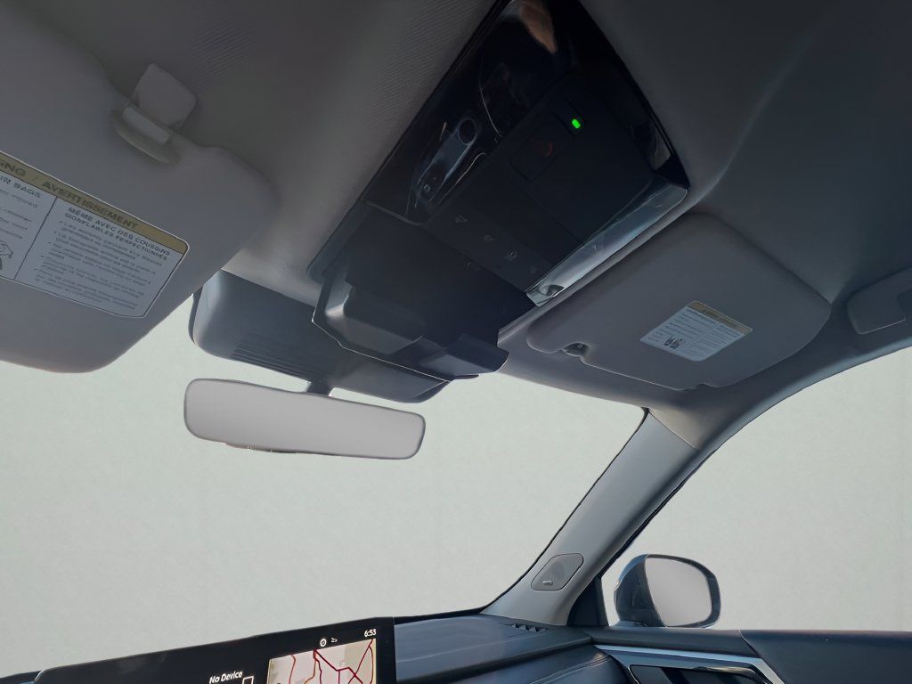 Used 2025 Mitsubishi Outlander SE FWD image 11