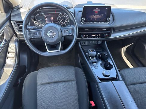 Used 2024 Nissan Rogue SV AWD/4WD image 14