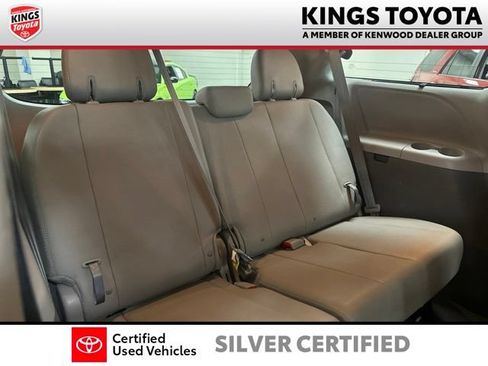 Used 2019 Toyota Sienna XLE w/ XLE Navigation Package AWD/4WD image 25