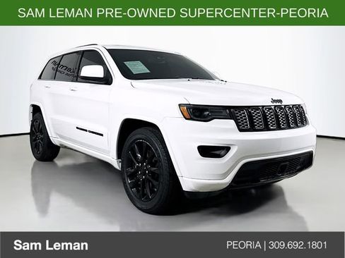 Used 2022 Jeep Grand Cherokee Laredo X image 1