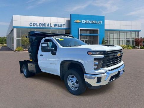 Used 2026 Chevrolet Silverado 3500 W/T w/ WT Convenience Package AWD/4WD image 3
