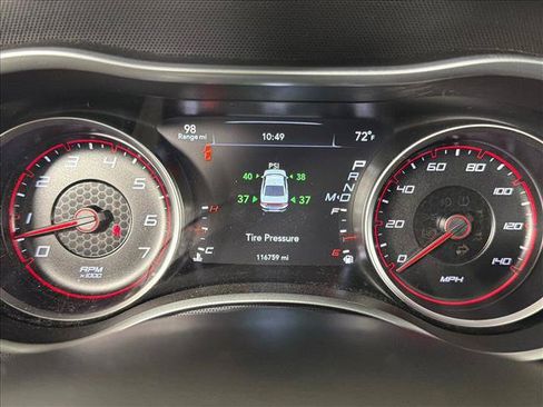 Used 2017 Dodge Charger SXT RWD image 26