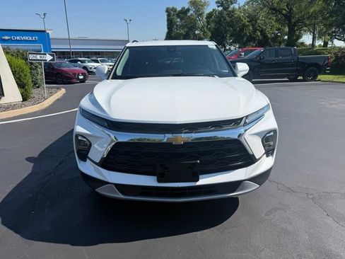 Used 2024 Chevrolet Blazer LT w/ Convenience Package FWD image 9