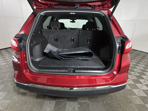 Used 2018 Chevrolet Equinox LT FWD image 30