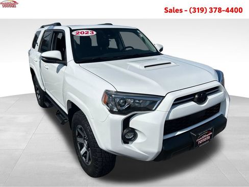 Certified 2023 Toyota 4Runner TRD Off-Road Premium w/ Moonroof Package AWD/4WD image 10