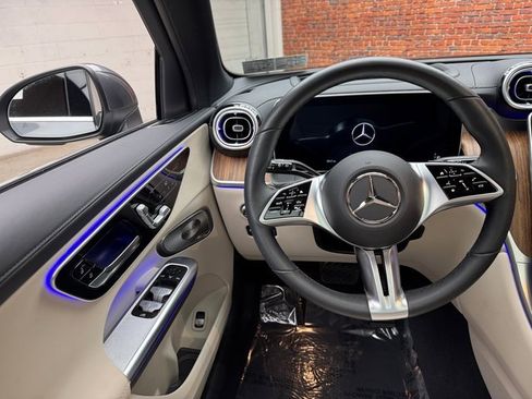 Certified 2023 Mercedes-Benz GLC 300 4MATIC image 13