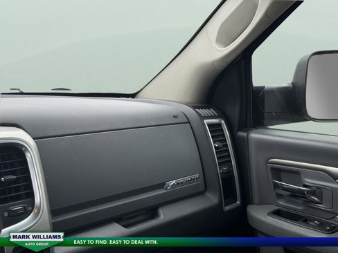 Used 2018 RAM 3500 Big Horn image 16