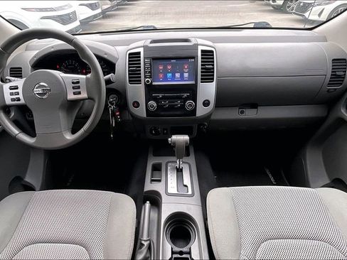 Used 2019 Nissan Frontier SV image 20