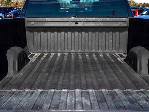 Used 2023 Chevrolet Silverado 1500 Custom image 40