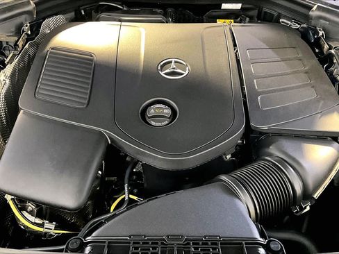 New 2026 Mercedes-Benz GLC 300 4MATIC image 14