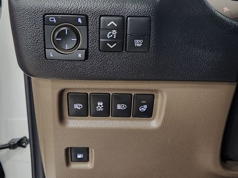 Used 2021 Lexus GX 460 Premium image 40