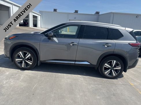 Certified 2023 Nissan Rogue Platinum w/ Platinum Premium Package image 8