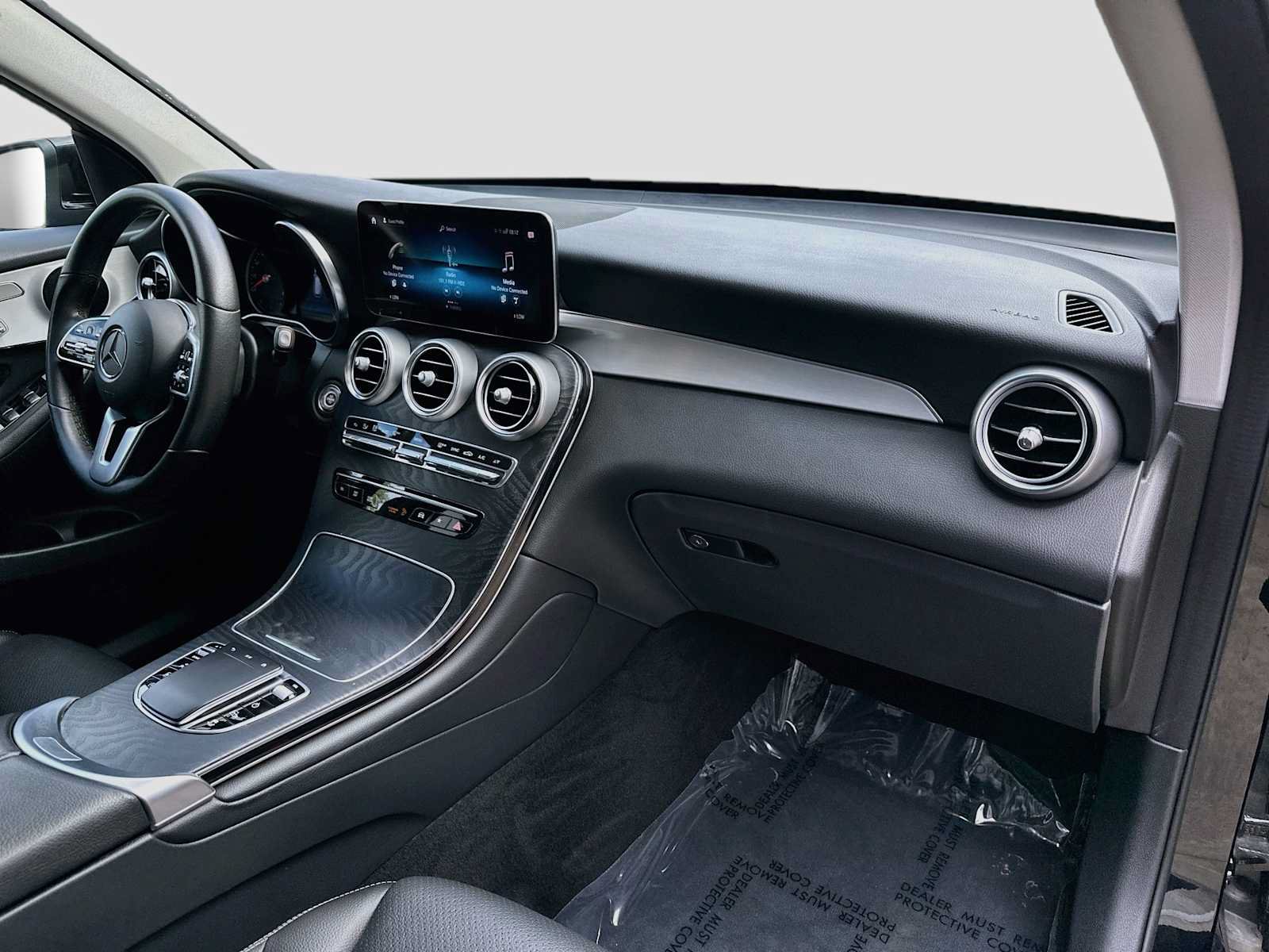 Used 2022 Mercedes-Benz GLC 300 image 28