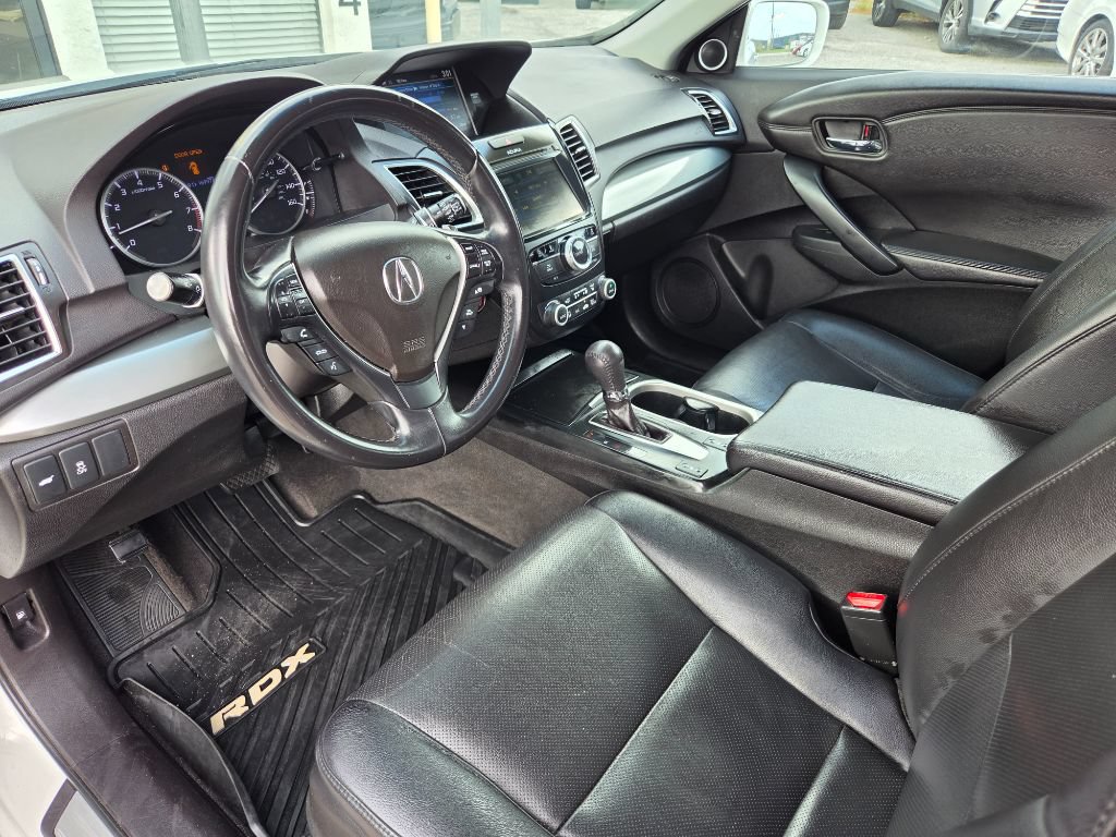 Used 2017 Acura RDX w/ Technology Package FWD image 15
