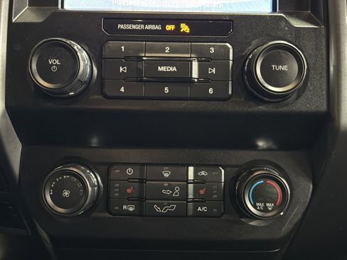 Used 2020 Ford F150 XLT w/ Equipment Group 302A Luxury image 29