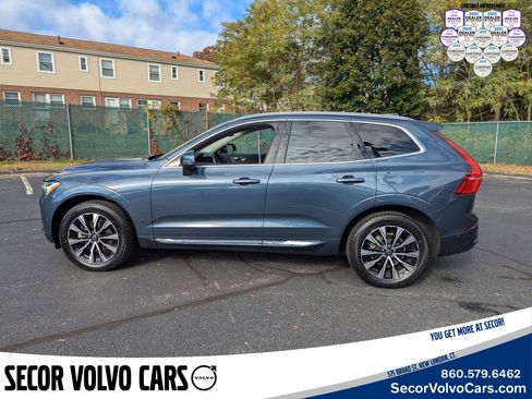 Certified 2023 Volvo XC60 B5 Plus w/ Climate Package image 6
