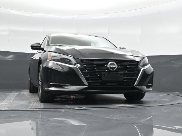Used 2024 Nissan Altima 2.5 SV AWD/4WD image 58