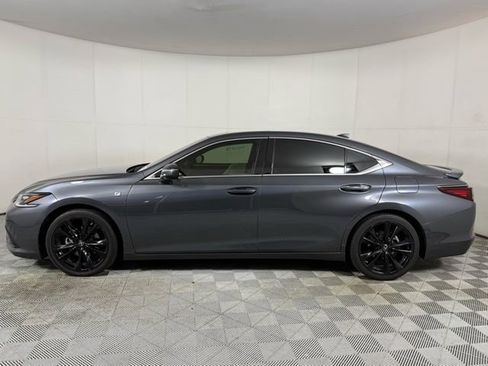 Certified 2022 Lexus ES 350 F Sport image 3