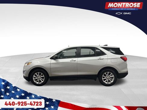 Used 2020 Chevrolet Equinox LS image 2