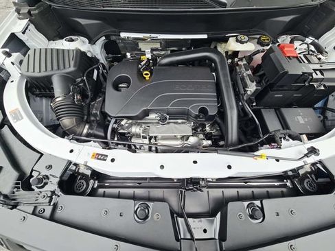 New 2026 Chevrolet Equinox LT FWD image 14