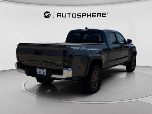 Used 2019 Toyota Tacoma TRD Off-Road AWD/4WD image 10