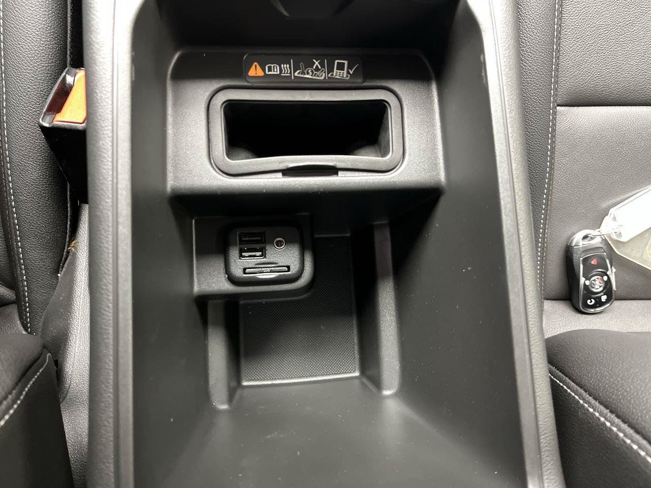 Certified 2020 Buick Regal Essence FWD image 26