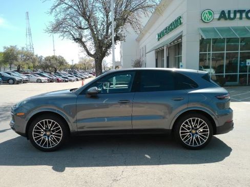 Used 2020 Porsche Cayenne AWD/4WD image 14