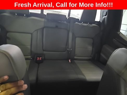 Used 2025 Chevrolet Silverado 1500 ZR2 AWD/4WD image 18