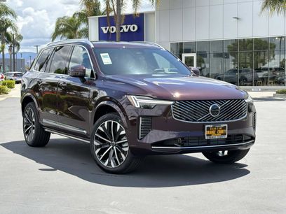 New 2026 Volvo XC90 T8 Ultra w/ Lounge Package