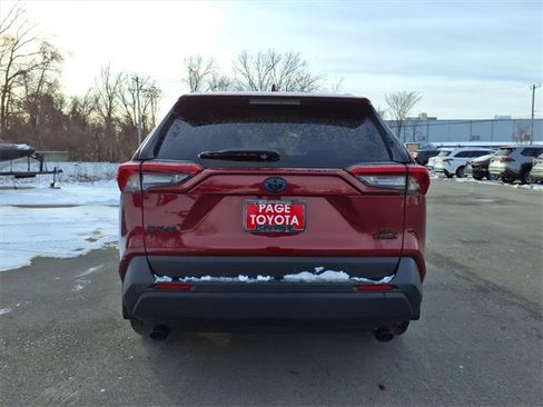 Used 2024 Toyota RAV4 XLE Premium image 6