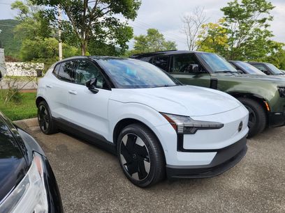 New 2026 Volvo EX30 Ultra w/ Protection Package Premier
