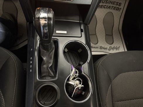 Used 2018 Ford Explorer XLT w/ Equipment Group 201A image 25