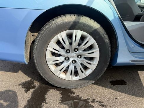 Used 2012 Toyota Camry LE image 41