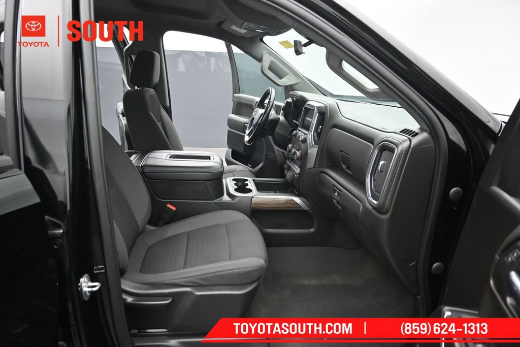 Used 2021 Chevrolet Silverado 1500 RST w/ Z71 Off-Road Package AWD/4WD image 27