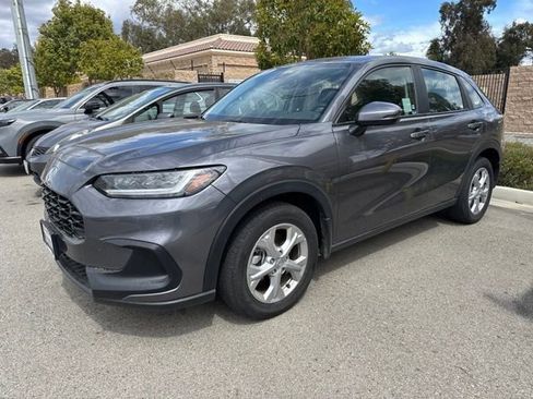 Certified 2024 Honda HR-V LX image 2