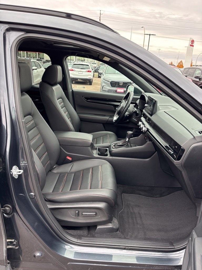 Used 2025 Honda CR-V Sport Touring image 23