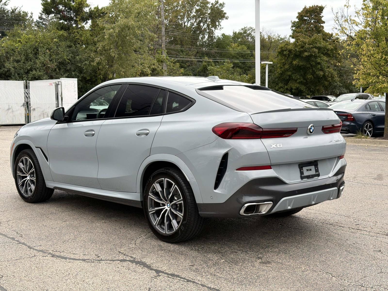 Certified 2026 BMW X6 xDrive40i AWD/4WD image 7