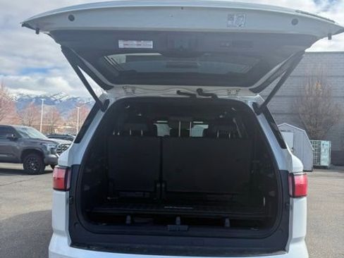 Used 2025 Toyota Sequoia Limited image 9